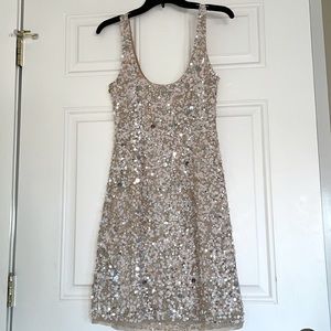 Aidan Mattox size 4 rose-gold on cream mesh sequin mini dress